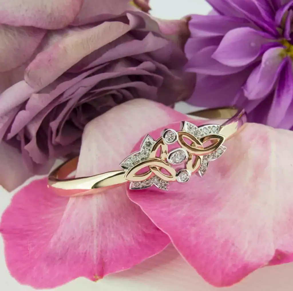 Artisans Featured Friday