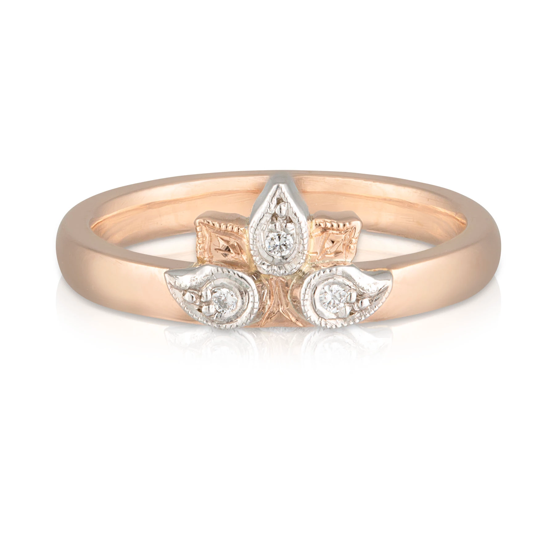 Ladies Art Deco Leaf Wedding Band