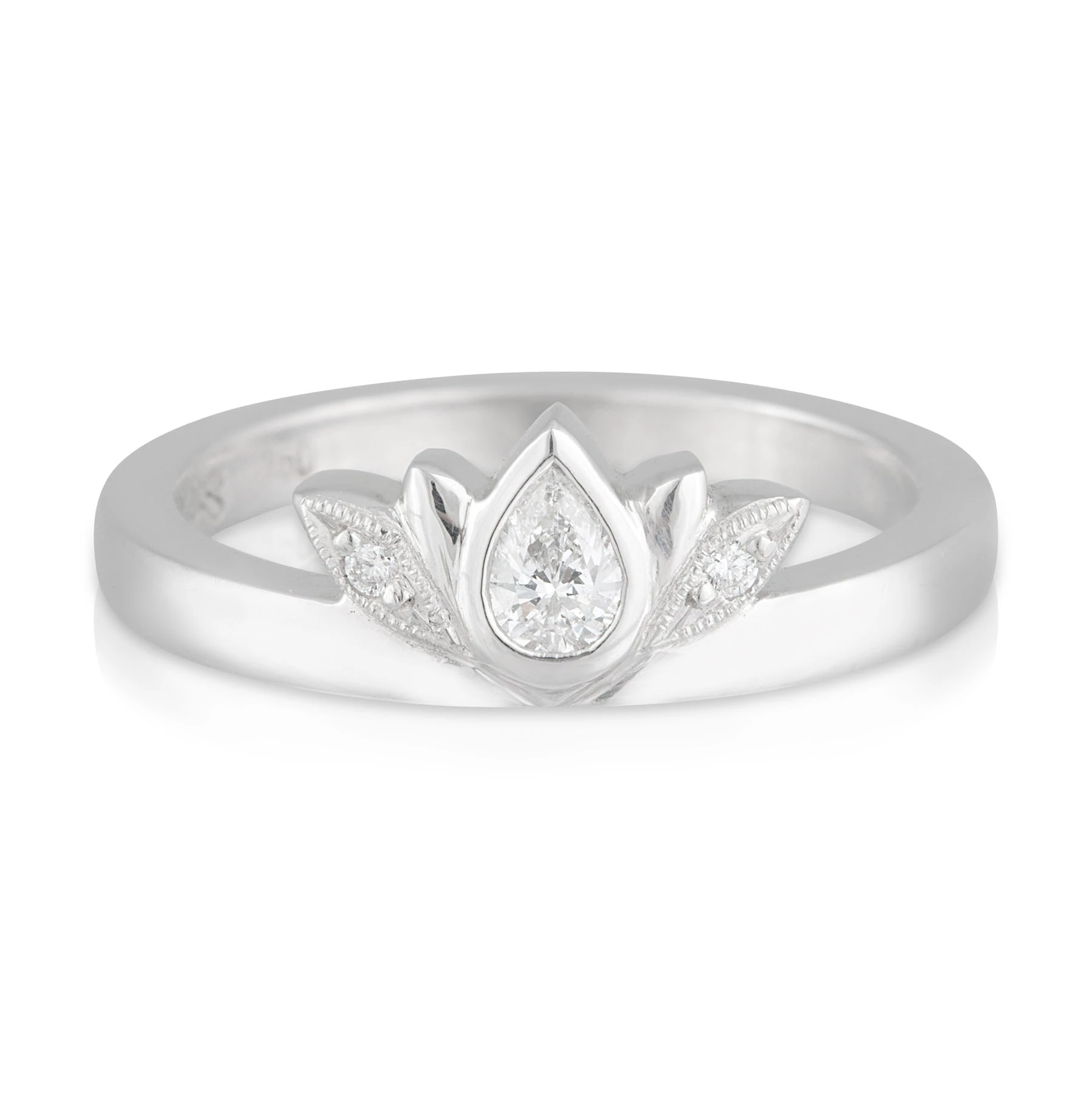 Ladies Pear Tiara Wedding Band