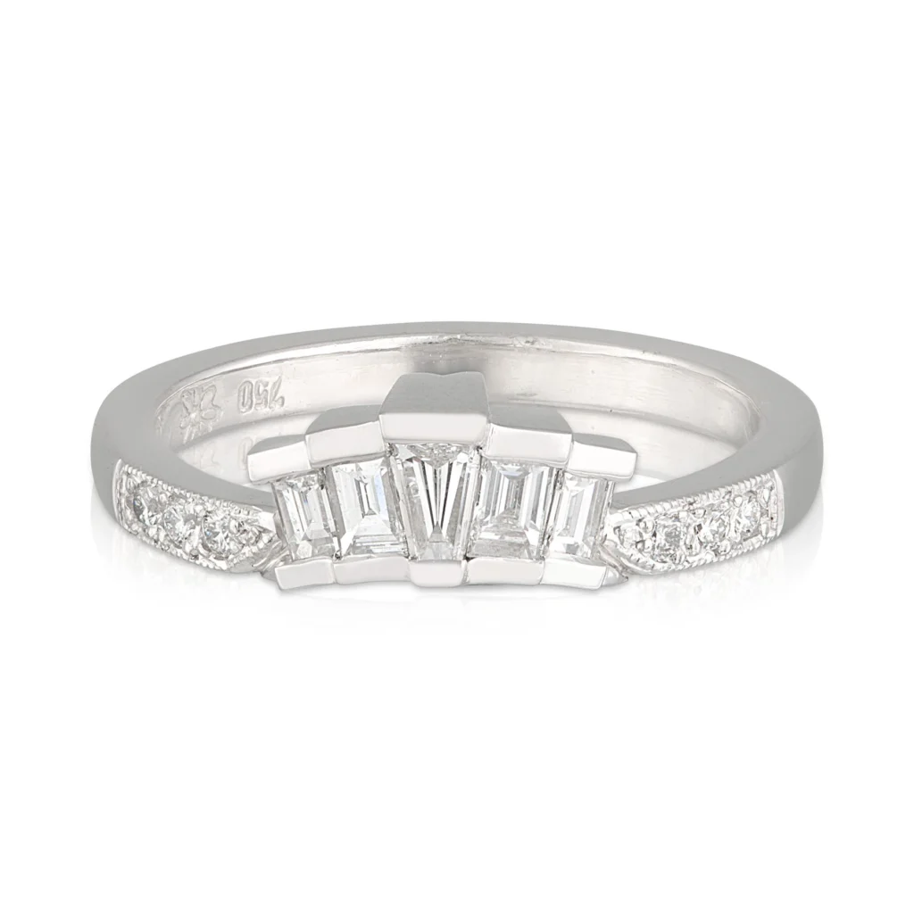 Ladies Tapered Baguette Tiara Wedding Band