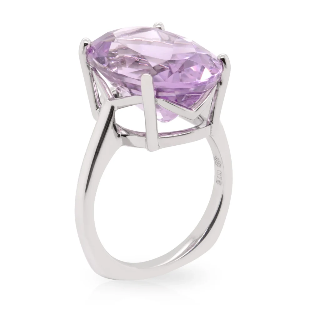 Oval Amethyst 4 Claw Ring