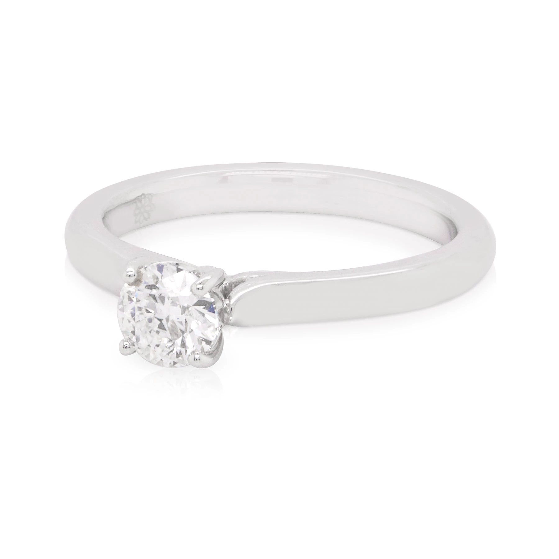 Solitaire Round Brilliant 4 Claw Diamond Engagement Ring